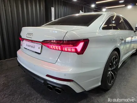 아우디 A6 C8 매트릭스 타입 헤드라이트 + 테일램프 라인 교체.