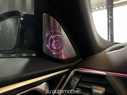 BMW i4 엠비언트 풀패키지 (업다운 + 회오리 + 도어라인 + 스피커). / 서울 서초