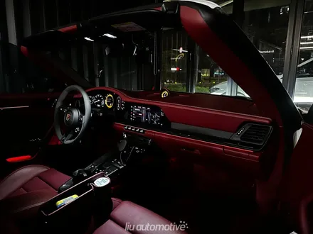 포르쉐 992 카레라 엠비언트 옵션이 있다면 추천드리는 시공 입니다. 엠비언트 확장 패키지. / 서울 서초