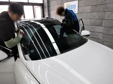 수원자동차유리 교환과 함께진행된 전면 선팅