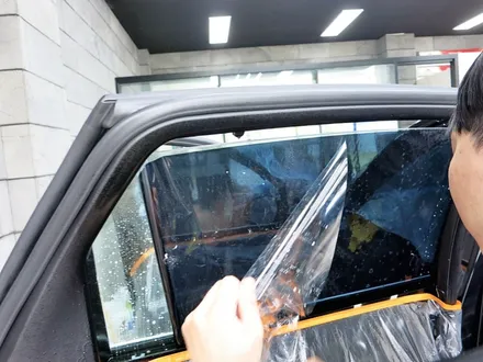 수원썬팅 솔라가드 노블레스 k 다크반사 고급스러운 연출