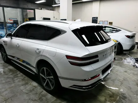 수원 솔라가드 차콜 GT 썬팅 시공 제네시스 GV80