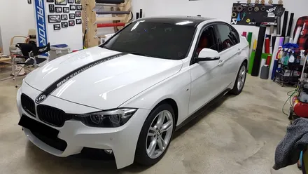 BMW F30 330i 루프스킨+본넷포인트데칼[수원랩핑+동탄랩핑+진팩토리+BMW루프스킨+F30루프스킨+F30데칼+본넷데칼+BMW포인트데칼] / 화성 동탄