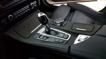 BMW F10 5시리즈 실내랩핑[#화성랩핑#동탄랩핑#수원랩핑#진팩토리#BMW실내랩핑#매트릭스실내랩핑#F10실내랩핑#5시리즈실내랩핑] / 화성 동탄