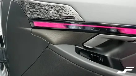 BMW G60 5시리즈 실내 매트릭스 랩핑 [ #화성랩핑#오산랩핑#동탄랩핑 #진팩토리 #동탄BMW #수원BMW랩핑 #실내랩핑] / 화성 동탄