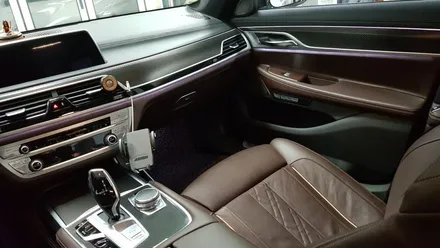BMW G11 7시리즈 실내 카본 랩핑[수원랩핑+동탄랩핑+진팩토리+BMW7시리즈+G11실내랩핑+BMW실내랩핑+실내카본랩핑] / 화성 동탄