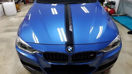 BMW F30 3시리즈 본넷 포인트데칼 [수원랩핑+동탄랩핑+진팩토리+BMW3시리즈+F30데칼+BMW포인트데칼+M퍼포먼스스타일데칼+BMW엠블럼데칼+본넷라인데칼] / 화성 동탄