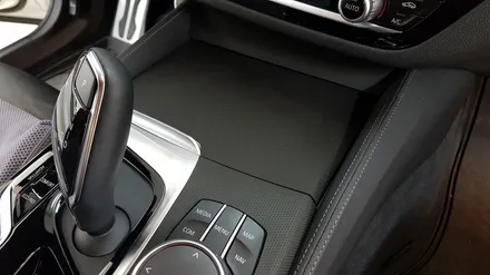 BMW G30 5시리즈 실내랩핑[#화성랩핑#동탄랩핑#수원랩핑#진팩토리#BMW실내랩핑#G30실내랩핑#5시리즈실내랩핑] / 화성 동탄