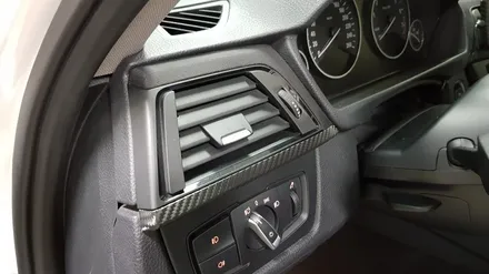 BMW F30 328i 실내랩핑+컵홀더 무드등[수원랩핑+동탄랩핑+진팩토리+BMWF30+F30실내랩핑+BMW실내랩핑+BMW무드등+F30실내카본랩핑] / 화성 동탄