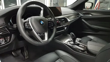 BMW G30 5시리즈 실내카본랩핑[수원랩핑+동탄랩핑+진팩토리+BMW5시리즈실내랩핑+BMW실내랩핑+G30실내랩핑+실내카본랩핑] / 화성 동탄