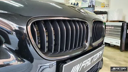 BMW F10 5시리즈 크롬 몰딩랩핑[#화성랩핑#동탄랩핑#수원랩핑#진팩토리#BMWF10#BMW크롬랩핑#크롬죽이기] / 화성 남여울