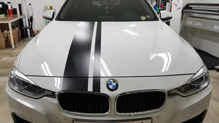BMW F30 320D M퍼포먼스라인데칼+M퍼포먼스사이드데칼[수원랩핑+동탄랩핑+진팩토리+F30사이드데칼+M퍼포먼스데칼+BMW데칼] / 화성 동탄