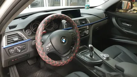 BMW F30 3시리즈 실내 매트릭스 랩핑[#수원랩핑#동탄랩핑#진팩토리#BMW실내랩핑#F30실내랩핑#매트릭스필름랩핑] / 화성 동탄