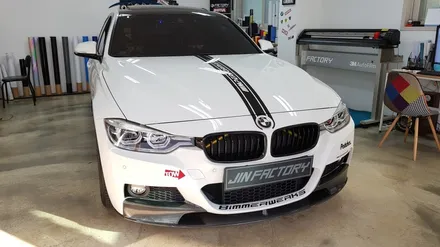 BMW F30 3시리즈 본넷포인트데칼[#화성랩핑#동탄랩핑#수원랩핑#진팩토리#F30데칼#BMW본넷데칼#BMW포인트데칼#3시리즈데칼] / 화성 동탄