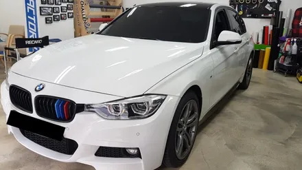 BMW F30 3시리즈 루프스킨+그릴랩핑[수원랩핑+동탄랩핑+진팩토리+F30루프스킨+F30그릴랩핑+BMW루프스킨+BMW그릴랩핑] / 화성 동탄