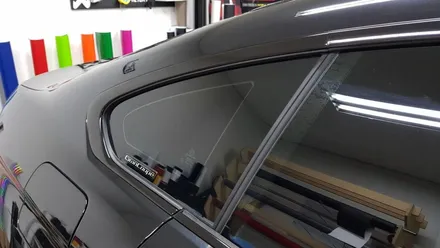 BMW 4시리즈 그란쿠페 크롬몰딩 랩핑[수원랩핑+동탄랩핑+진팩토리+화성랩핑+4시리즈 크롬몰딩+BMW크롬죽이기+BMW크롬랩핑+크롬삭제+크롬죽이기] / 화성 동탄
