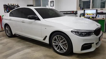 BMW G30 사이드데칼+사이드미러+그릴 포인트랩핑[수원랩핑+동탄랩핑+진팩토리+5시리즈+G305시리즈+G30사이드미러+G30M퍼포먼스데칼+BMW사이드데칼] / 화성 동탄