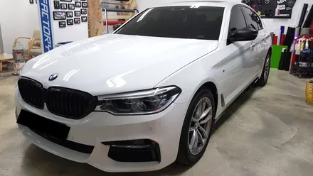 BMW G30 사이드데칼+사이드미러+그릴 포인트랩핑[수원랩핑+동탄랩핑+진팩토리+5시리즈+G305시리즈+G30사이드미러+G30M퍼포먼스데칼+BMW사이드데칼] / 화성 동탄