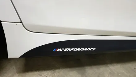 BMW 5시리즈 스플리터+사이드데칼+사이드미러랩핑[수원랩핑+동탄랩핑+진팩토리+BMW5시리즈랩핑+F10사이드데칼+F10사이드미러랩핑+F10스플리터랩핑] / 화성 동탄