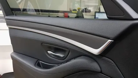 BMW F10 5시리즈 실내랩핑[#화성랩핑#동탄랩핑#수원랩핑#진팩토리#BMW실내랩핑#매트릭스실내랩핑#F10실내랩핑#5시리즈실내랩핑] / 화성 동탄