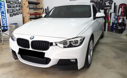 BMW F30 330i 루프스킨+본넷포인트데칼[수원랩핑+동탄랩핑+진팩토리+BMW루프스킨+F30루프스킨+F30데칼+본넷데칼+BMW포인트데칼] / 화성 동탄