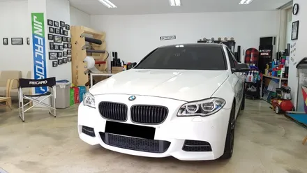 BMW F10 5시리즈 본넷데칼+스플리터랩핑[수원랩핑+동탄랩핑+진팩토리+BMW5시리즈+F10스플리터랩핑+BMW스플리터+BMW포인트랩핑] / 화성 동탄