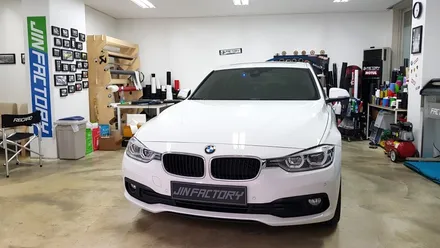 BMW F30 3시리즈 실내 매트릭스 랩핑[#수원랩핑#동탄랩핑#진팩토리#BMW실내랩핑#F30실내랩핑#매트릭스필름랩핑] / 화성 동탄