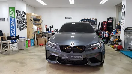 BMW F87 M2 에어로파츠 장착 [#화성랩핑#동탄랩핑#수원랩핑#진팩토리#BMW파츠#BMW프론트립#BMW에어로파츠#튜닝파츠#M2프론트립#M2사이드립] / 화성 동탄