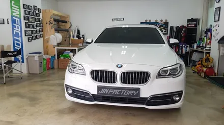 BMW F10 5시리즈 실내랩핑[#화성랩핑#동탄랩핑#수원랩핑#진팩토리#BMW실내랩핑#매트릭스실내랩핑#F10실내랩핑#5시리즈실내랩핑] / 화성 동탄