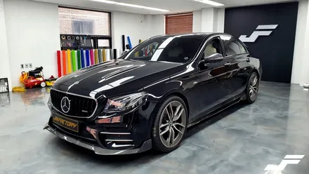 벤츠 E53AMG 크롬딜리트랩핑+커스텀라인데칼[#화성랩핑#오산랩핑#동탄랩핑#수원랩핑#진팩토리#E클래스크롬죽이기#E클래스포인트랩핑] / 화성 남여울