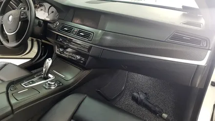BMW F10 520D 루프스킨+실내카본랩핑[수원랩핑+동탄랩핑+진팩토리+BMW5시리즈+5시리즈실내랩핑+520D루프스킨+520D랩핑+F10루프스킨+F10실내랩핑+BMW랩핑] / 화성 동탄