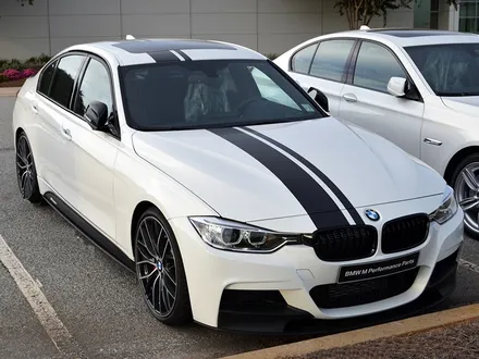 BMW F30320D M퍼포먼스 스트라이프데칼+M퍼포먼스 사이드데칼[수원랩핑+동탄랩핑+진팩토리+BMW데칼+F30데칼+M퍼포먼스데칼+BMW스트라이프데칼+본넷데칼+BMW튜닝] / 화성 동탄