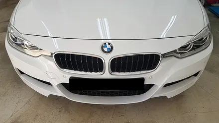 BMW F30 330i m퍼포먼스데칼+그릴랩핑[수원랩핑+동탄랩핑+진팩토리+BMW3시리즈랩핑+F30사이드데칼+M퍼포먼스데칼+BMW그릴랩핑] / 화성 동탄