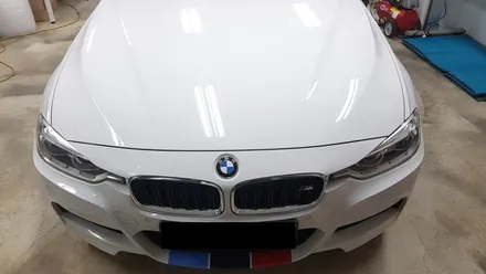 BMW F30 3시리즈 본넷 포인트데칼+기어봉랩핑[수원랩핑+동탄랩핑+진팩토리+F30데칼+M퍼포먼스스타일데칼+본넷데칼+BMW본넷라인+포인트데칼+F30기어봉랩핑] / 화성 동탄
