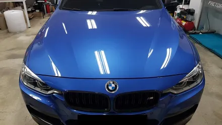 BMW F30 3시리즈 본넷 포인트데칼 [수원랩핑+동탄랩핑+진팩토리+BMW3시리즈+F30데칼+BMW포인트데칼+M퍼포먼스스타일데칼+BMW엠블럼데칼+본넷라인데칼] / 화성 동탄