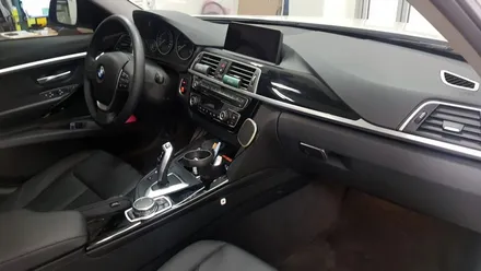 BMW F30 3시리즈 실내 카본랩핑 [수원랩핑+동탄랩핑+진팩토리+BMW실내랩핑+F30실내랩핑+3시리즈실내랩핑+320D실내랩핑] / 화성 동탄