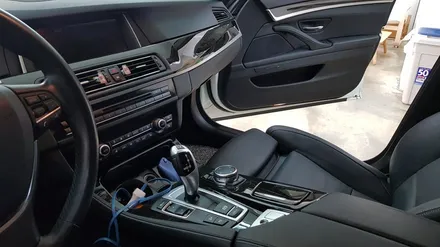 BMW F10 5시리즈 실내랩핑[#화성랩핑#동탄랩핑#수원랩핑#진팩토리#BMW실내랩핑#매트릭스실내랩핑#F10실내랩핑#5시리즈실내랩핑] / 화성 동탄