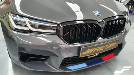 BMW M5 M포인트데칼[#화성랩핑#동탄랩핑#수원랩핑#진팩토리#BMWM5#F90M5#M퍼포먼스데칼] / 화성 남여울