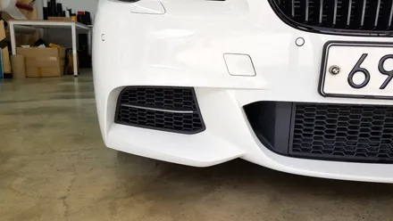 BMW F10 5시리즈 본넷데칼+스플리터랩핑[수원랩핑+동탄랩핑+진팩토리+BMW5시리즈+F10스플리터랩핑+BMW스플리터+BMW포인트랩핑] / 화성 동탄