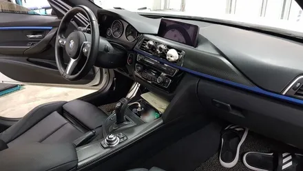 BMW F30 3시리즈 실내카본랩핑[#화성랩핑#동탄랩핑#수원랩핑#진팩토리#F30실내랩핑#3시리즈실내랩핑#실내카본랩핑#BMW실내랩핑] / 화성 동탄
