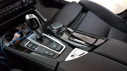BMW F10 5시리즈 실내랩핑[#화성랩핑#동탄랩핑#수원랩핑#진팩토리#BMW실내랩핑#매트릭스실내랩핑#F10실내랩핑#5시리즈실내랩핑] / 화성 동탄