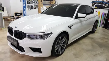 BMW G30 5시리즈 유리몰딩랩핑+루프스킨[#화성랩핑#동탄랩핑#진팩토리#수원랩핑#BMWG30#5시리즈#크롬죽이기#G30루프스킨] / 화성 동탄