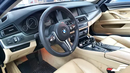 BMW F10 5시리즈 백화현상 크롬몰딩 랩핑[#화성랩핑#오산랩핑#수원랩핑#진팩토리#BMW크롬딜리트#BMW랩핑#크롬죽이기#F10유리몰딩랩핑] / 화성 남여울