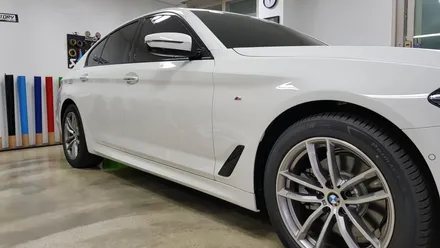 BMW G30 5시리즈 루프스킨+사이드미러+M퍼포먼스데칼+그릴랩핑]수원랩핑+동탄랩핑+진팩토리+BMW5시리즈+BMW520D+G30루프스킨+G30그릴랩핑+G30사이드미러랩핑+M퍼포먼스 / 화성 동탄