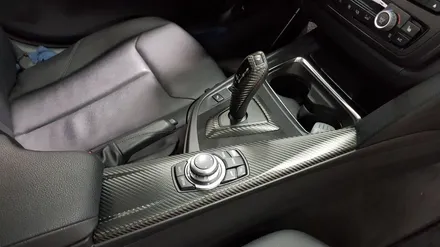 BMW F30 328i 실내랩핑+컵홀더 무드등[수원랩핑+동탄랩핑+진팩토리+BMWF30+F30실내랩핑+BMW실내랩핑+BMW무드등+F30실내카본랩핑] / 화성 동탄
