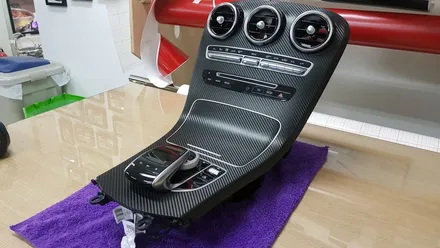 벤츠 C클래스 실내 센터페시아랩핑[수원랩핑+동탄랩핑+진팩토리+벤츠실내+벤츠실내랩핑=벤츠센터페시아랩핑+벤츠하이그로시랩핑+벤츠카본랩핑] / 화성 동탄