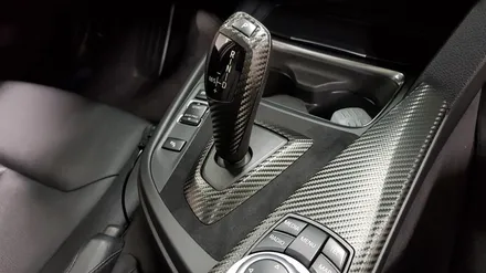 BMW F30 328i 실내랩핑+컵홀더 무드등[수원랩핑+동탄랩핑+진팩토리+BMWF30+F30실내랩핑+BMW실내랩핑+BMW무드등+F30실내카본랩핑] / 화성 동탄