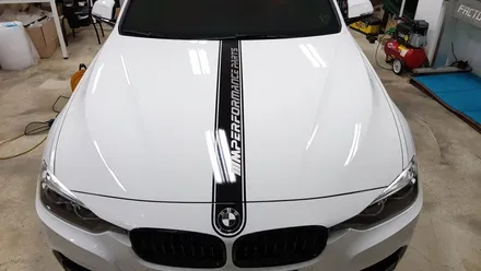 BMW F30 330i 루프스킨+본넷포인트데칼[수원랩핑+동탄랩핑+진팩토리+BMW루프스킨+F30루프스킨+F30데칼+본넷데칼+BMW포인트데칼] / 화성 동탄
