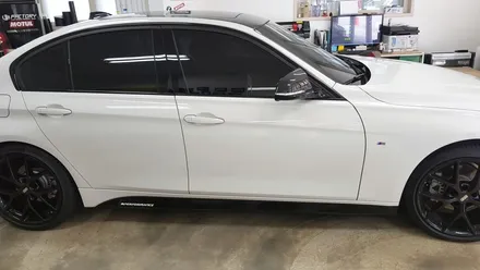 BMW F30 3시리즈 사이드데칼[수원랩핑+동탄랩핑+진팩토리+BMW사이드데칼+F30사이드데칼+M퍼포먼스스타일데칼] / 화성 동탄