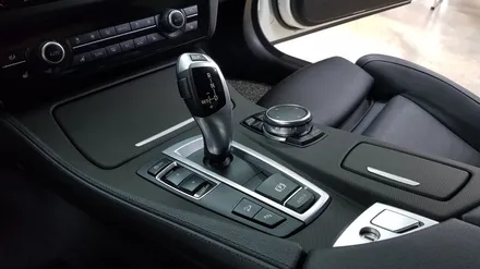 BMW F10 5시리즈 실내랩핑[#화성랩핑#동탄랩핑#수원랩핑#진팩토리#BMW실내랩핑#매트릭스실내랩핑#F10실내랩핑#5시리즈실내랩핑] / 화성 동탄